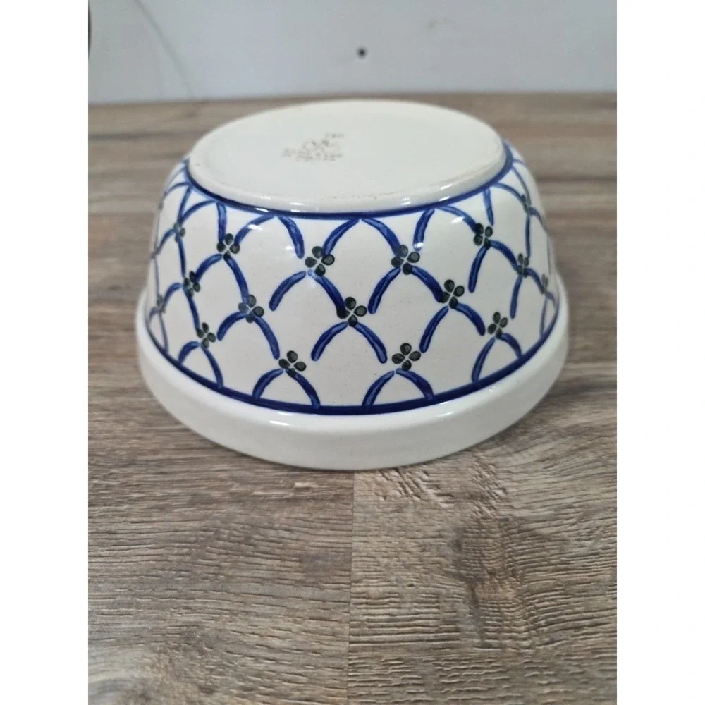 Boleslawiec Plate Hand Made In Poland - White, Blue and Green - Vintage 8